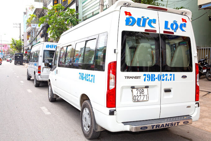 Nhà xe Đức Lộc